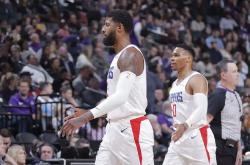 鹈鹕绝杀时刻，状态爆棚点燃赛场，威少迎来胜利！