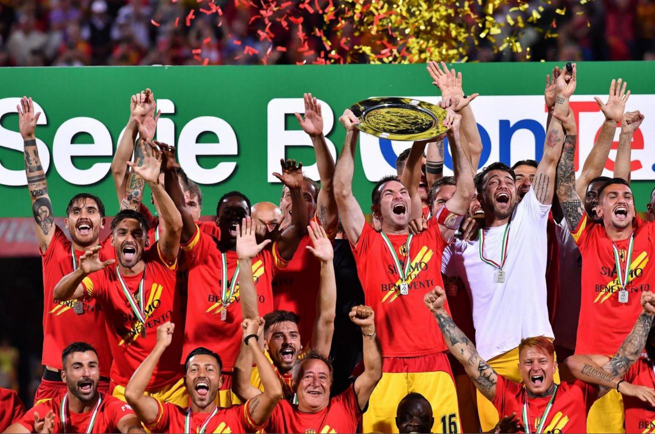 关于斯特拉斯堡全力以赴战胜巴斯蒂亚的信息 关于斯特拉斯堡全力以赴战胜巴斯蒂亚的信息