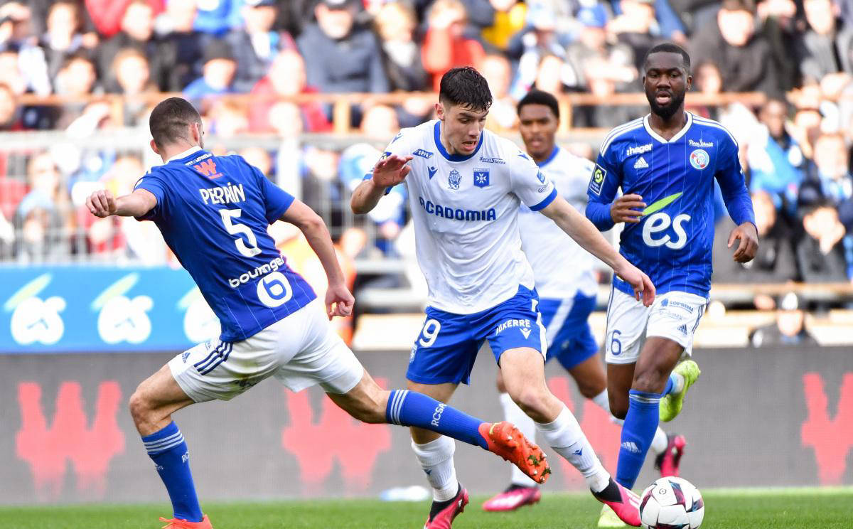 精彩绝伦!斯特拉斯堡在主场大获全胜,夺得胜利的简单介绍 精彩绝伦!斯特拉斯堡在主场大获全胜,夺得胜利的简单介绍