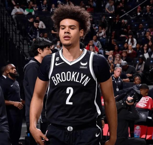 关于开拓者队三分火力猛烈，继续前行的信息