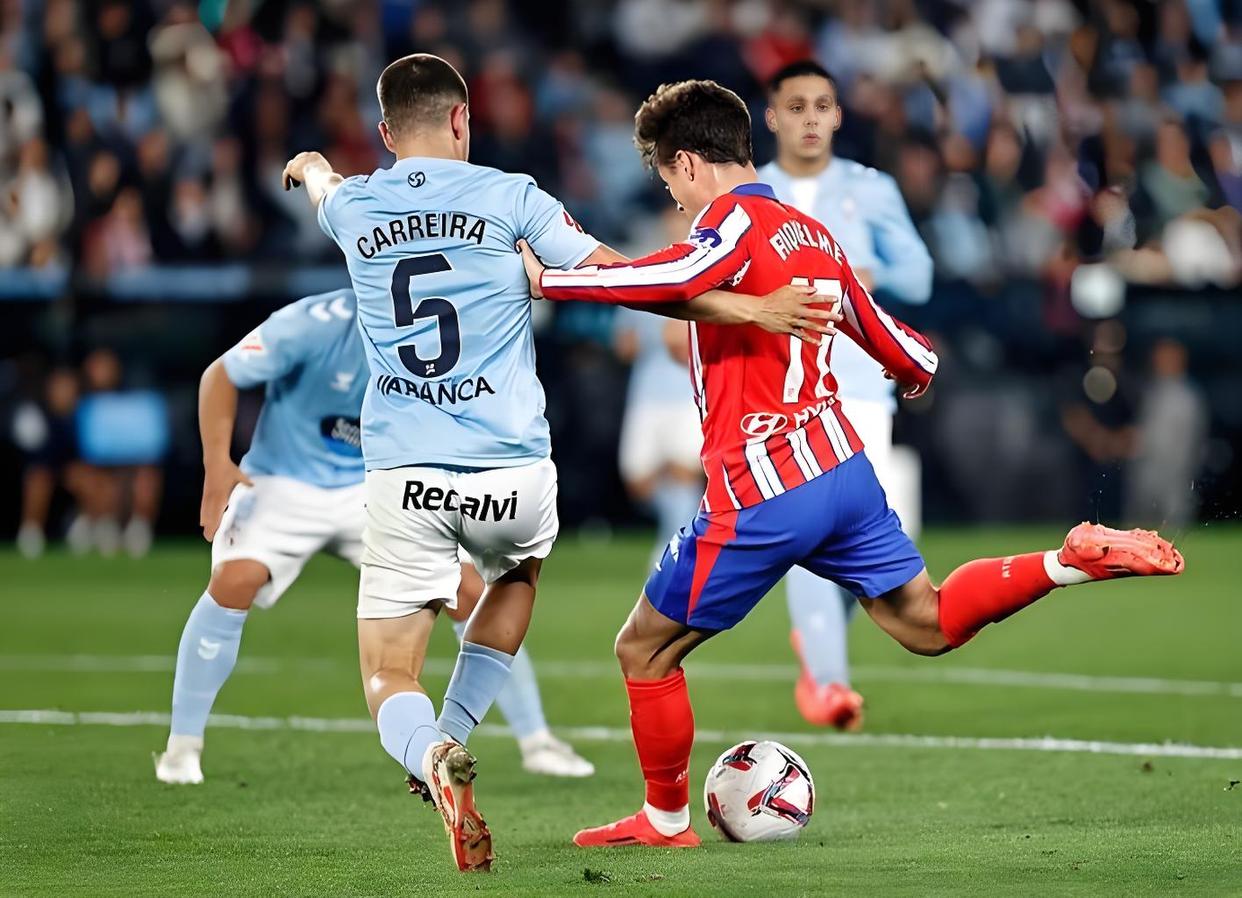 马竞主场大胜塞尔塔，升至积分榜首