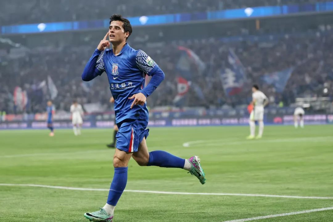 武汉三镇士气爆棚,欧联杯季后赛遇上那不勒斯,目标明确直指晋级(欧联杯最新积分规则) 武汉三镇士气爆棚,欧联杯季后赛遇上那不勒斯,目标明确直指晋级(欧联杯最新积分规则)