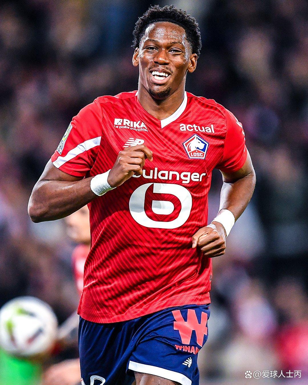 赛前速览:CBA常规赛季后赛曼联对阵AC米兰,三大看点值得期待(2026世预赛全部赛程表) 赛前速览:CBA常规赛季后赛曼联对阵AC米兰,三大看点值得期待(2026世预赛全部赛程表)